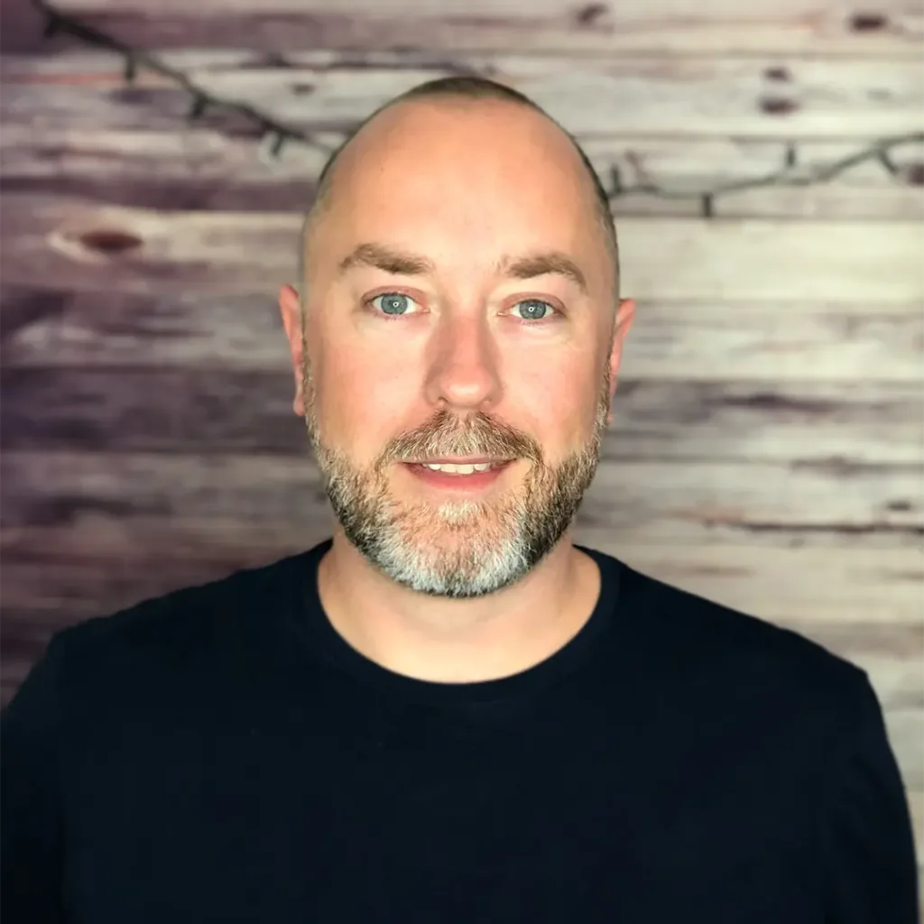 Headshot of Darren Graham